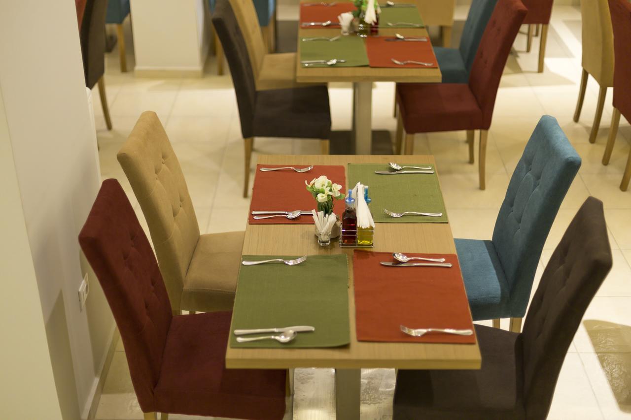 Sun Hotel Дуррес Экстерьер фото