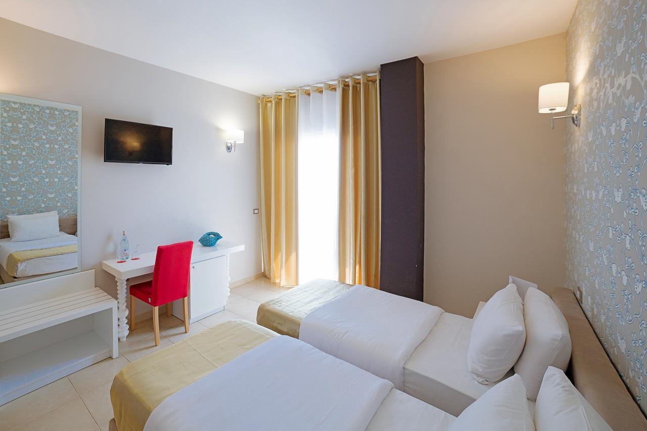 Sun Hotel Дуррес Экстерьер фото